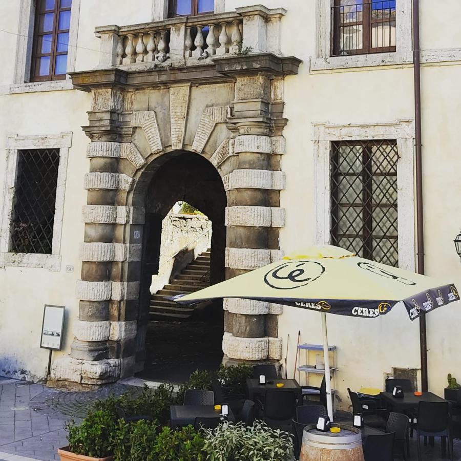 Apartmán La Chascona Di Farnese Casa Di Tufo Nel Borgo Exteriér fotografie