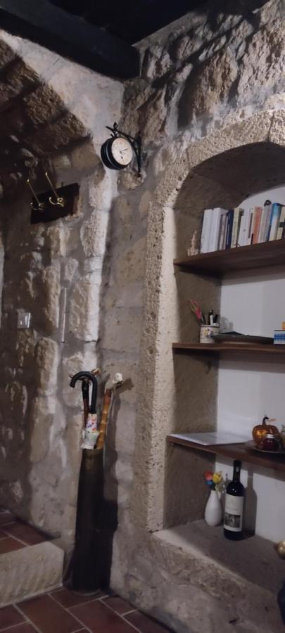 Apartmán La Chascona Di Farnese Casa Di Tufo Nel Borgo Exteriér fotografie