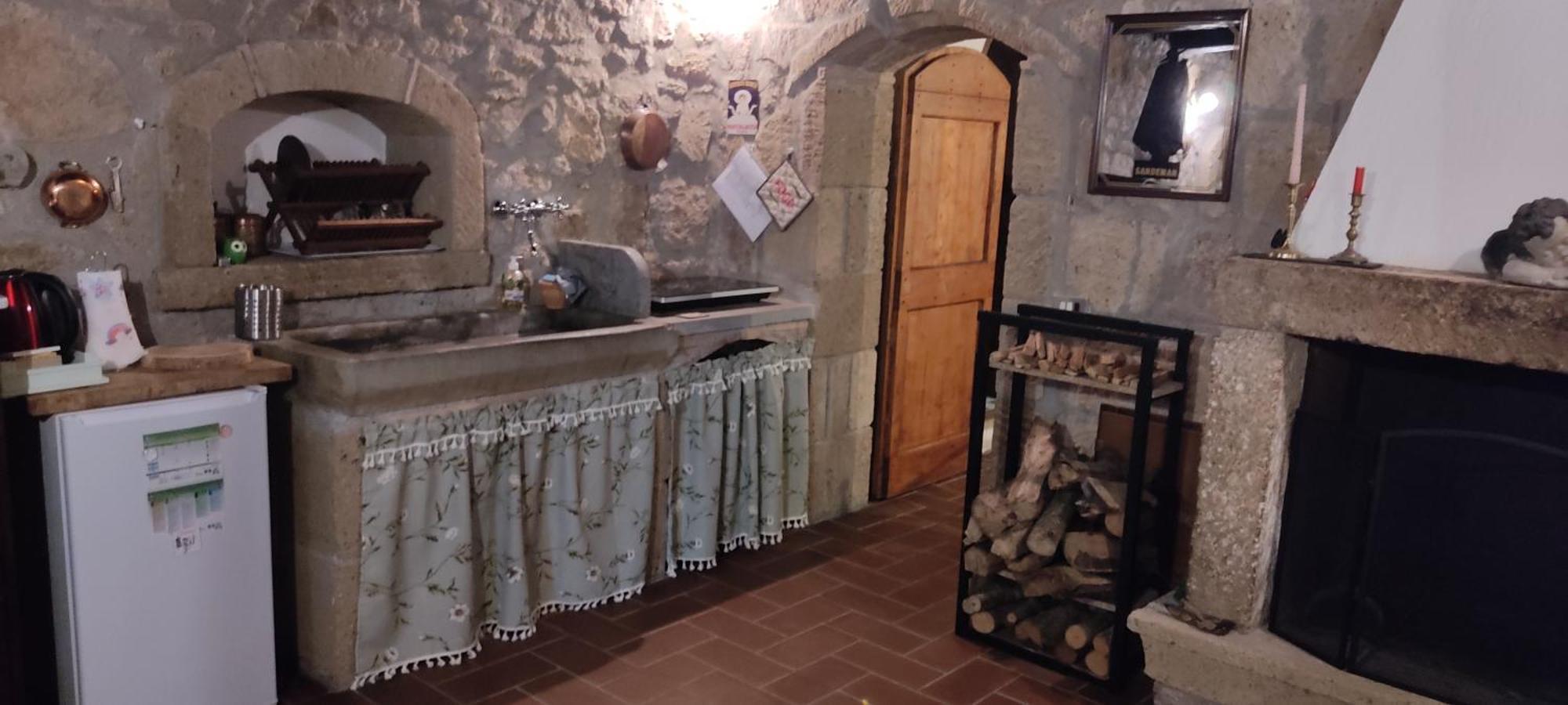 Apartmán La Chascona Di Farnese Casa Di Tufo Nel Borgo Exteriér fotografie